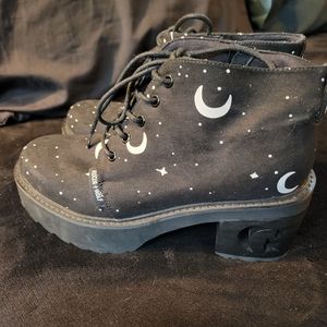 Rouge and Wolf Moondust Platform booties. Size UK7